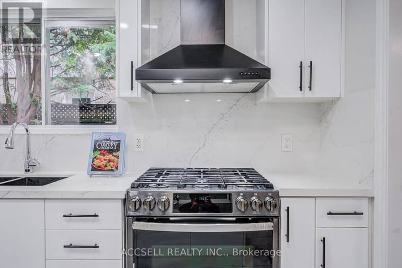 440 Sunset Drive — photo 13 of 40