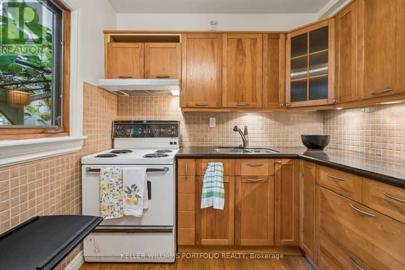 197 Yarmouth Road — photo 14 of 40