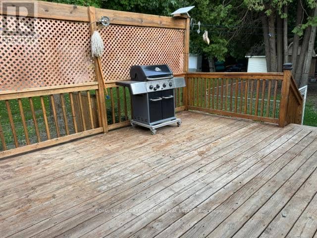 5 Laurel Lane W — photo 24 of 32