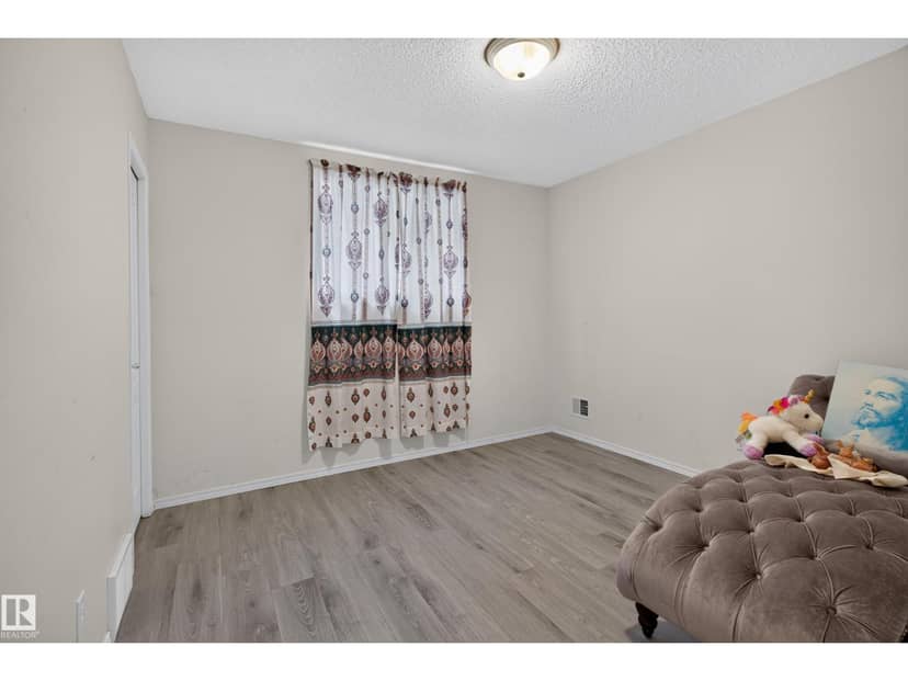 13111 36 ST NW — photo 19 of 26