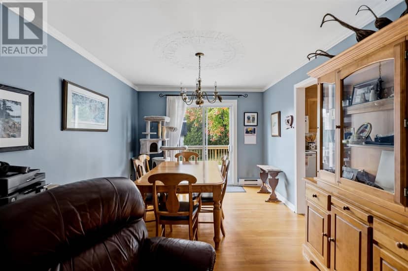 187 Country Club PL — photo 9 of 40