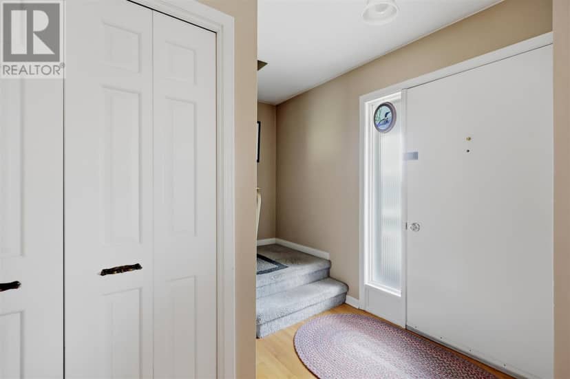 187 Country Club PL — photo 5 of 40