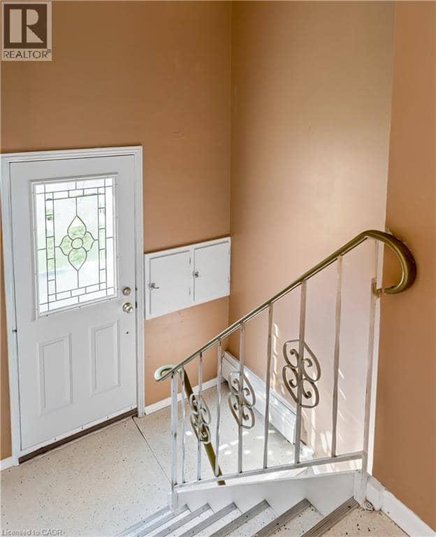 530 GLEN FORREST Boulevard, Waterloo, photo 5