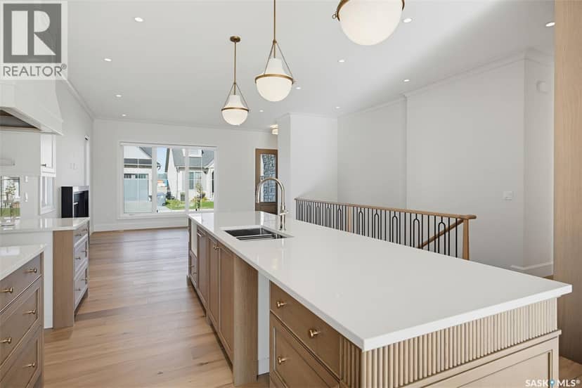 27 350 Cartwright STREET — photo 9 of 37