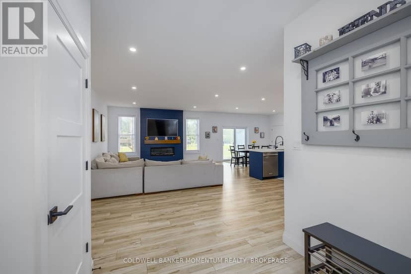 104 Neva Road — photo 7 of 40