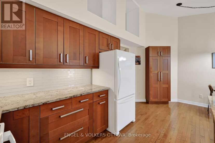 10 Waterthrush Crescent — photo 16 of 40