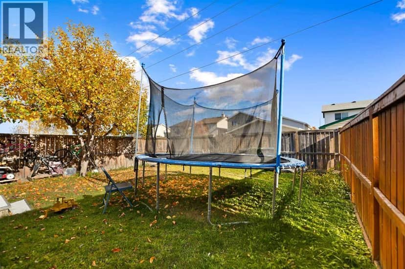 6 Martin Crossing Way NE, Calgary, photo 4