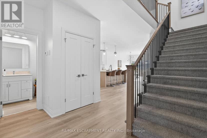 8868 Angie Drive, Niagara Falls, photo 5