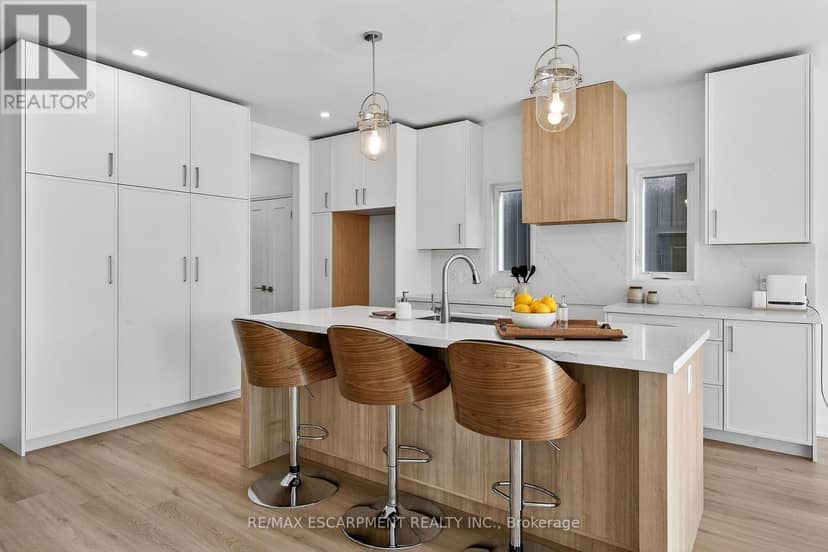 8868 Angie Drive, Niagara Falls, photo 8