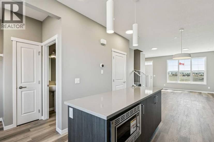 205 Hotchkiss Road SE — photo 11 of 23