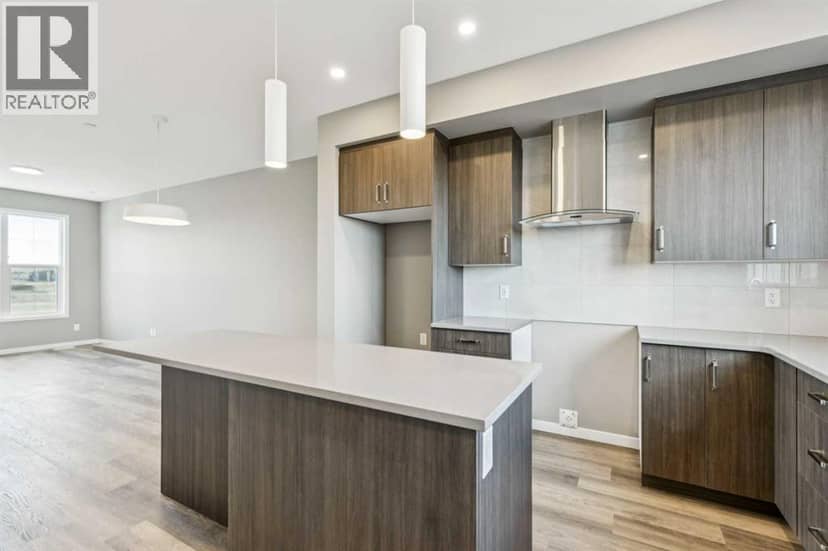 205 Hotchkiss Road SE — photo 9 of 23