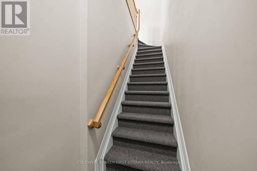 F - 143 Oldfield Street, Ottawa, photo 6