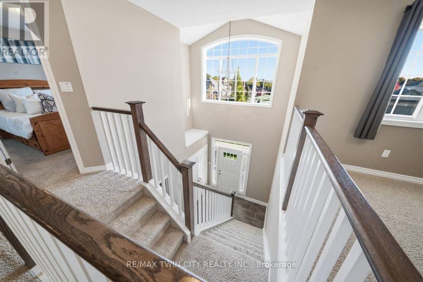 24 Hollingshead Road — photo 22 of 40