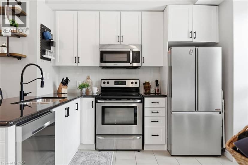 5030 CORPORATE Drive Unit# 9, Burlington, photo 2