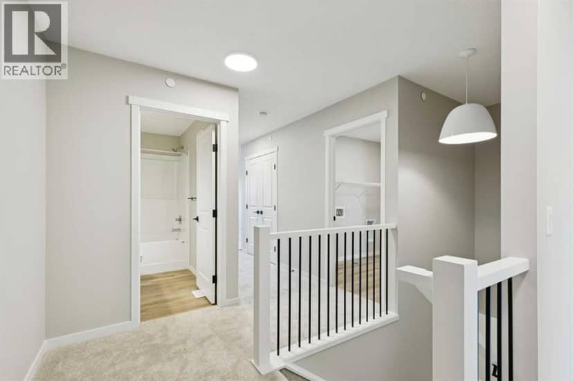 302 Hotchkiss Common SE — photo 20 of 35