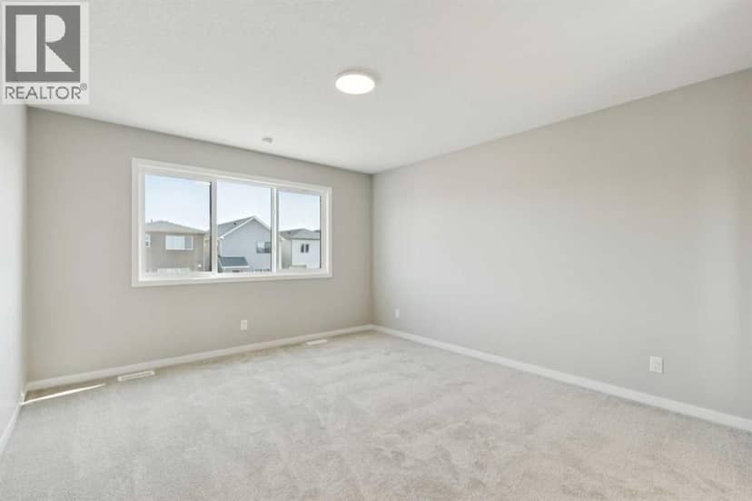 302 Hotchkiss Common SE — photo 24 of 35