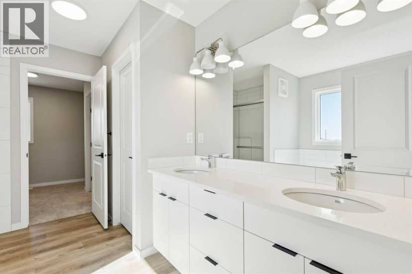 302 Hotchkiss Common SE — photo 26 of 35