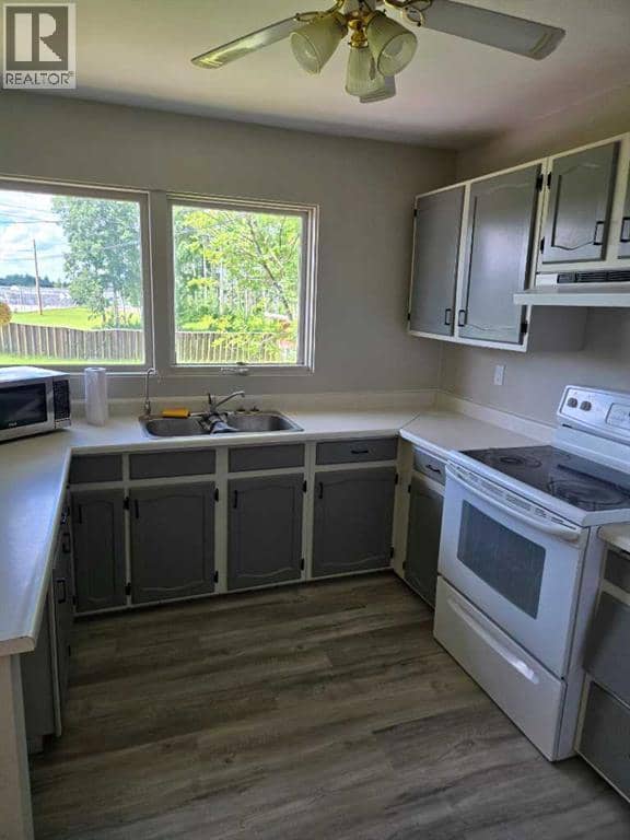 410 7 Street — photo 13 of 40