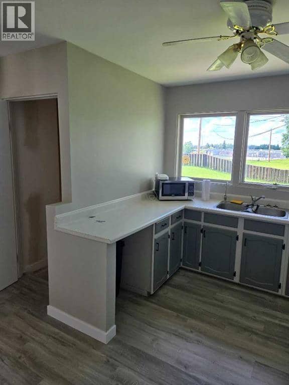 410 7 Street — photo 14 of 40