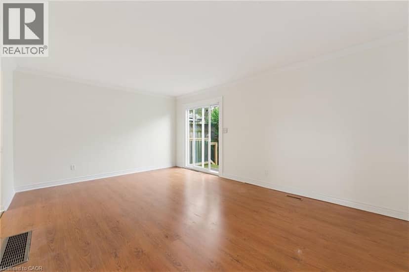 2324 MIDDLESMOOR Crescent — photo 11 of 40