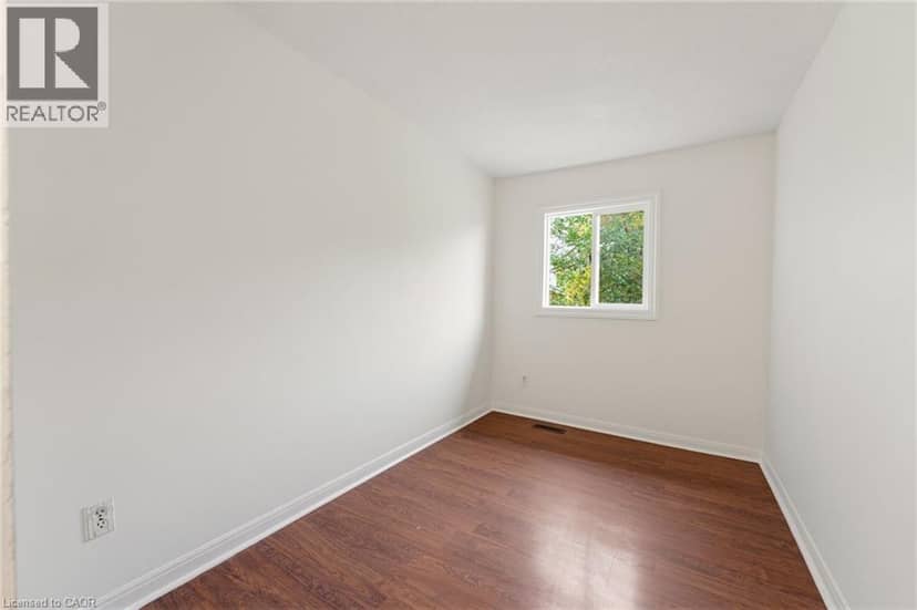 2324 MIDDLESMOOR Crescent — photo 18 of 40
