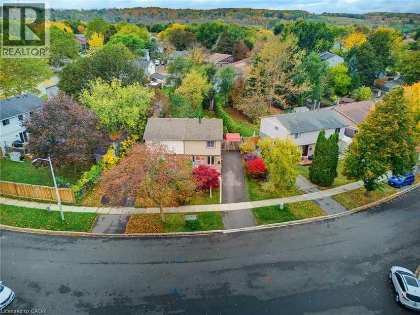 2324 MIDDLESMOOR Crescent — photo 38 of 40