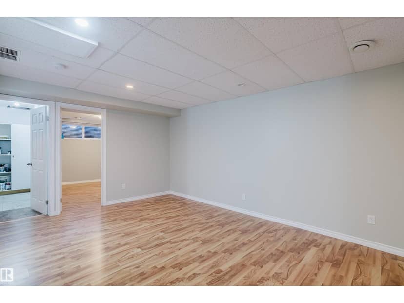 #30 6032 38 AV NW — photo 39 of 40