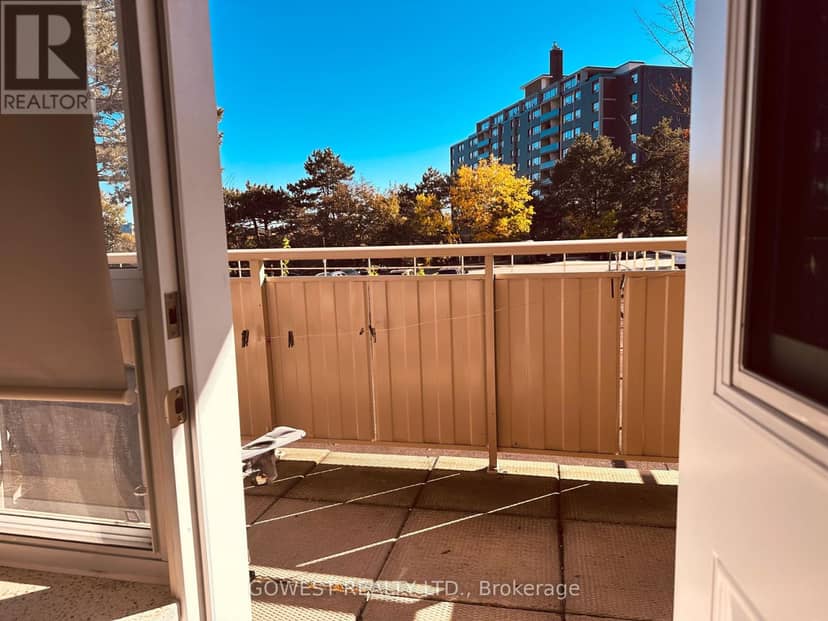 105 - 11 Fontenay Court — photo 10 of 23