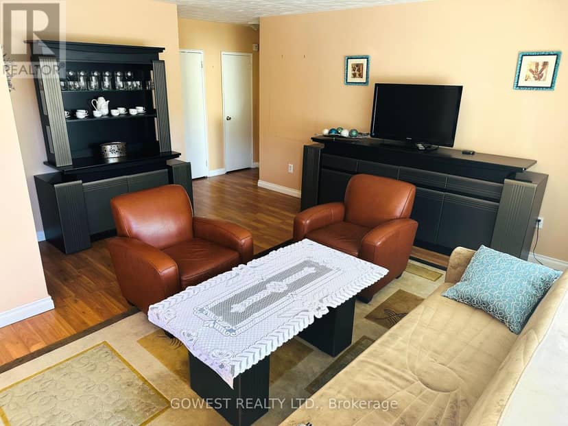 105 - 11 Fontenay Court, Toronto, photo 5