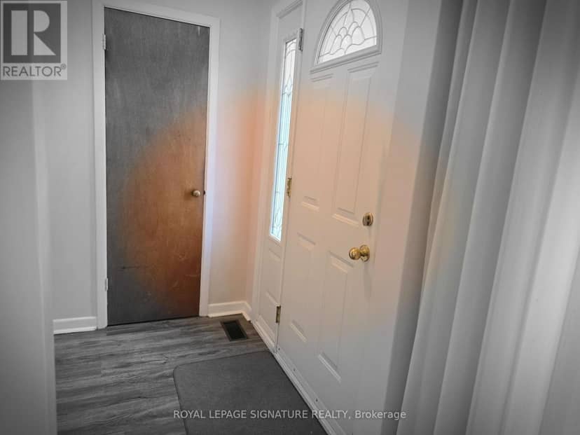 7 Scotchdale Avenue, Toronto, photo 6