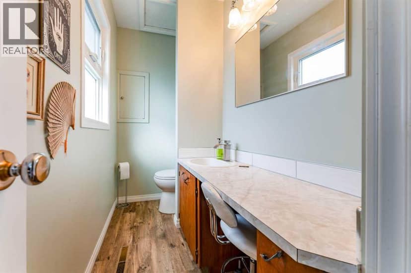 972 Poplar Avenue — photo 14 of 34