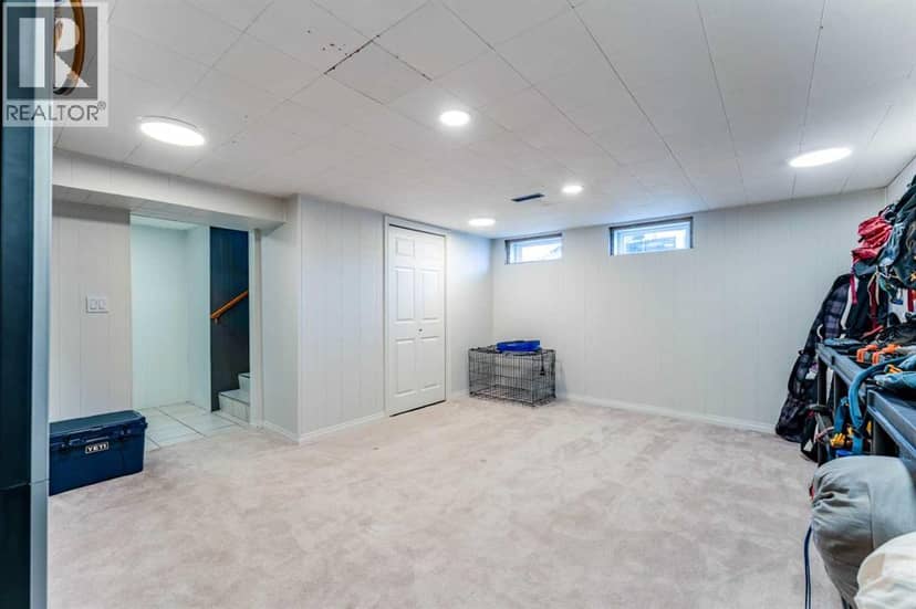 972 Poplar Avenue — photo 18 of 34