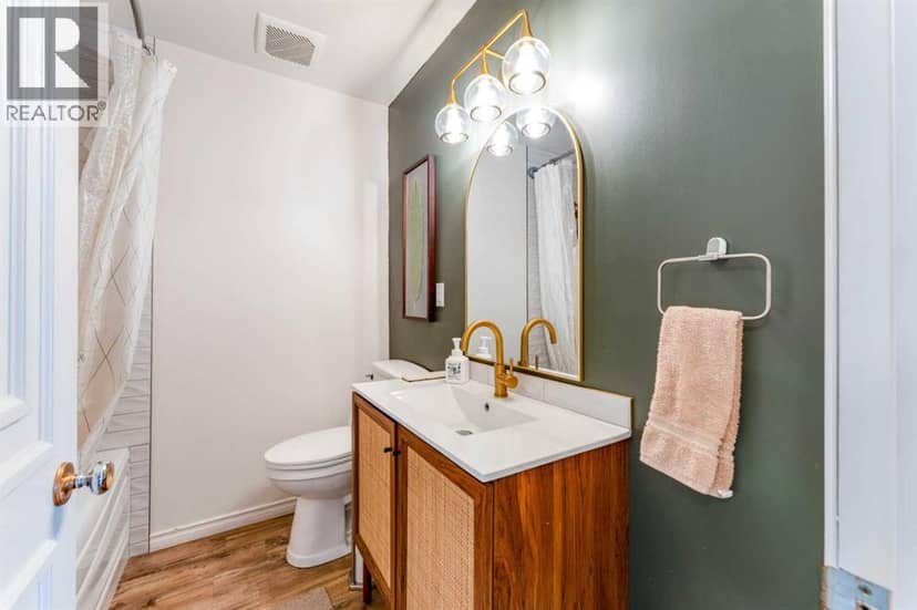 972 Poplar Avenue — photo 15 of 34