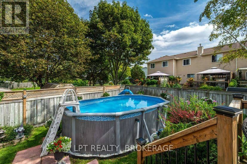 780 Muirfield Crescent — photo 7 of 40