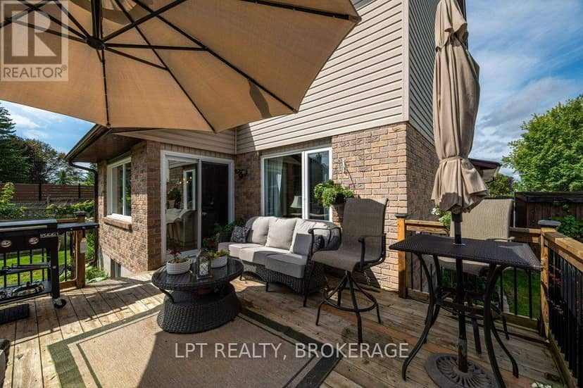 780 Muirfield Crescent — photo 8 of 40