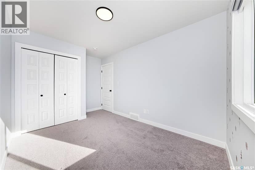 528 Myles Heidt MANOR — photo 27 of 35