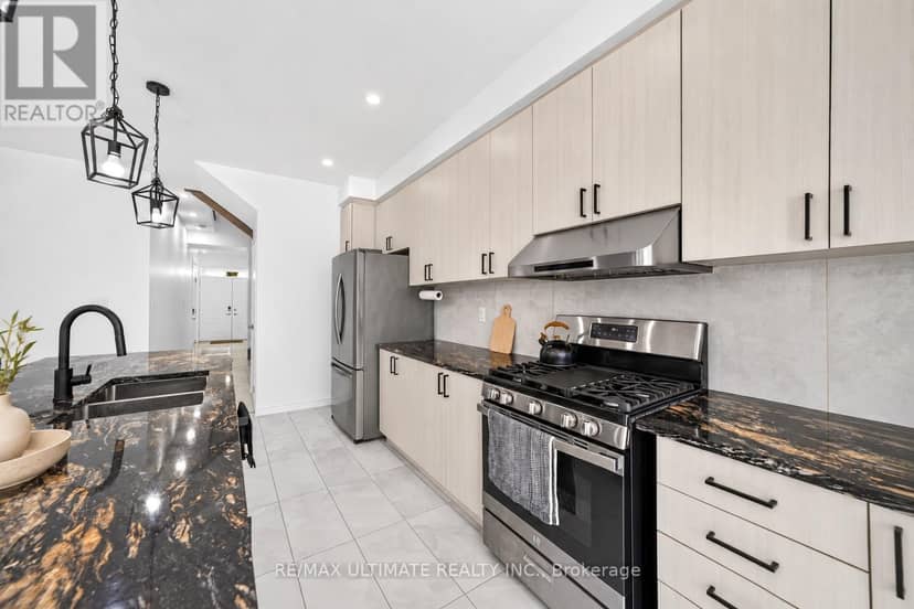 2885 Foxden Square — photo 22 of 40