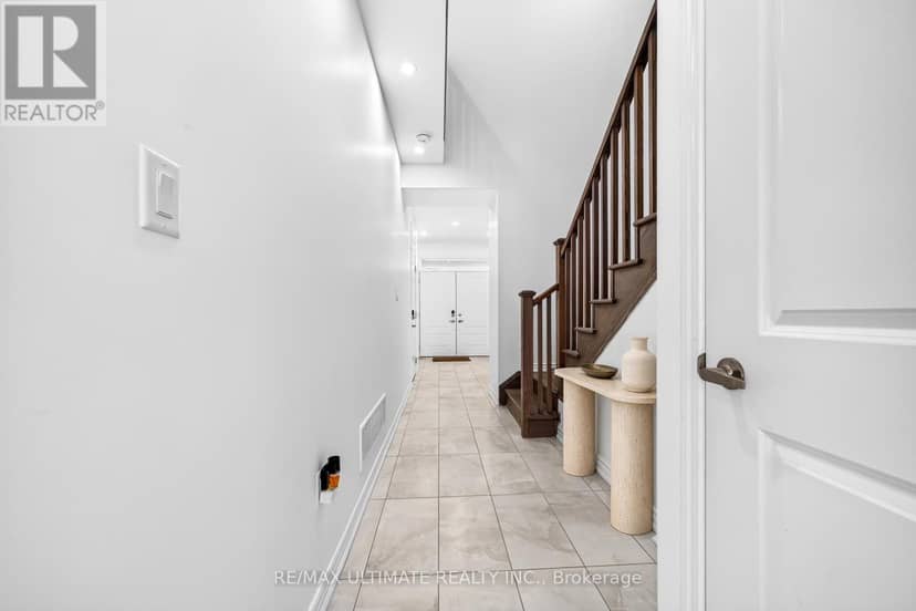 2885 Foxden Square, Pickering, photo 8