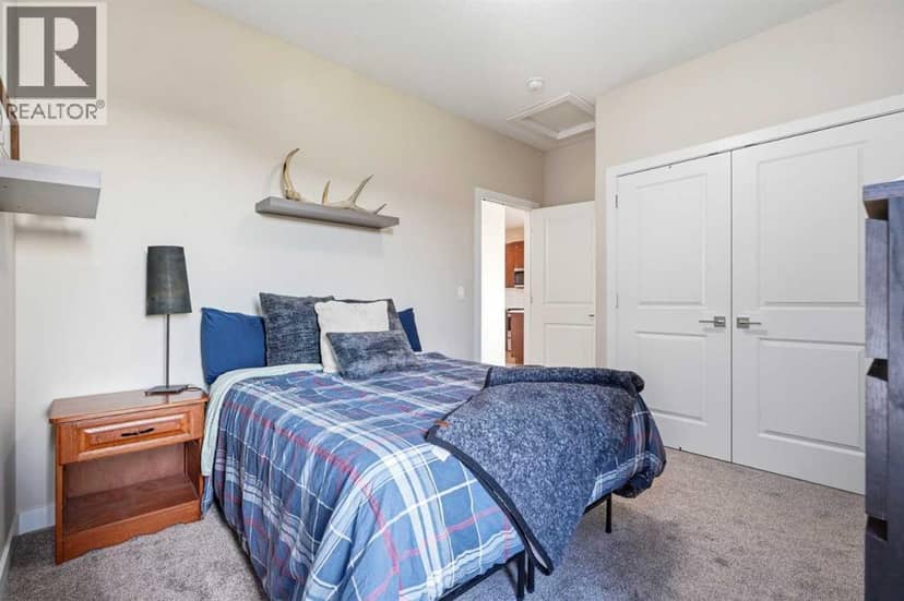 89 Aztec Crescent — photo 17 of 33