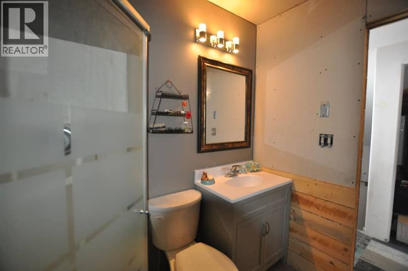 272079 Highway 547 — photo 11 of 32