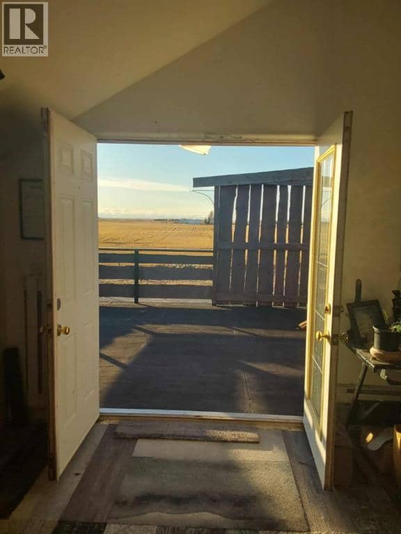 272079 Highway 547 — photo 10 of 32