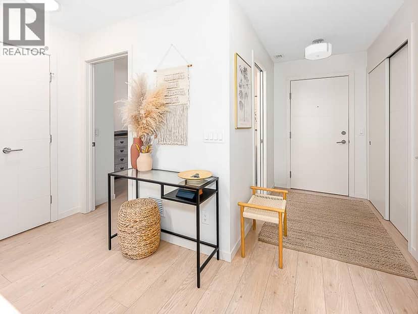 302, 317 22 Avenue SW, Calgary, photo 4