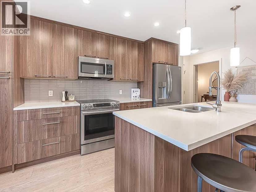 302, 317 22 Avenue SW, Calgary, photo 5