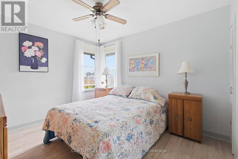 1303 Lascelle Avenue — photo 21 of 40