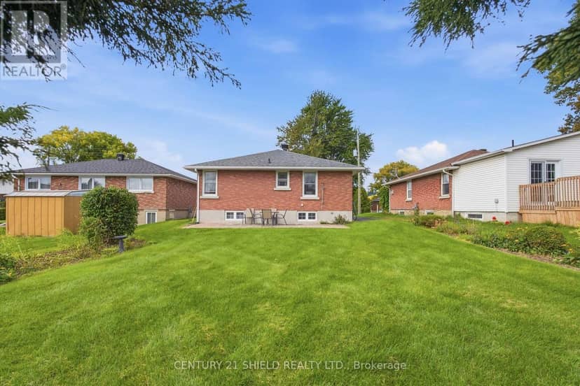 1303 Lascelle Avenue — photo 9 of 40