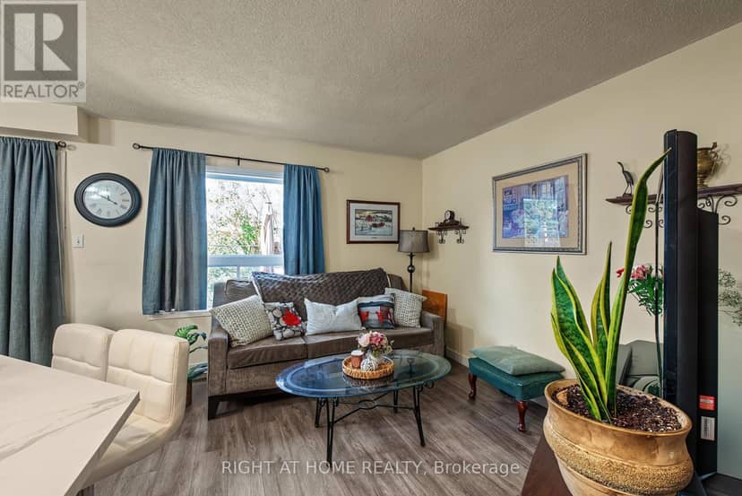 2158 Ferguson Street — photo 9 of 32