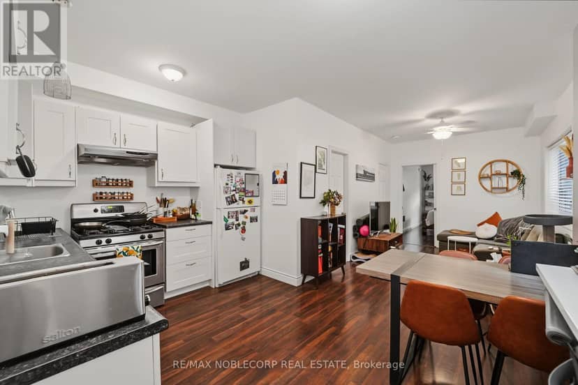 1035 Dovercourt Road — photo 28 of 40