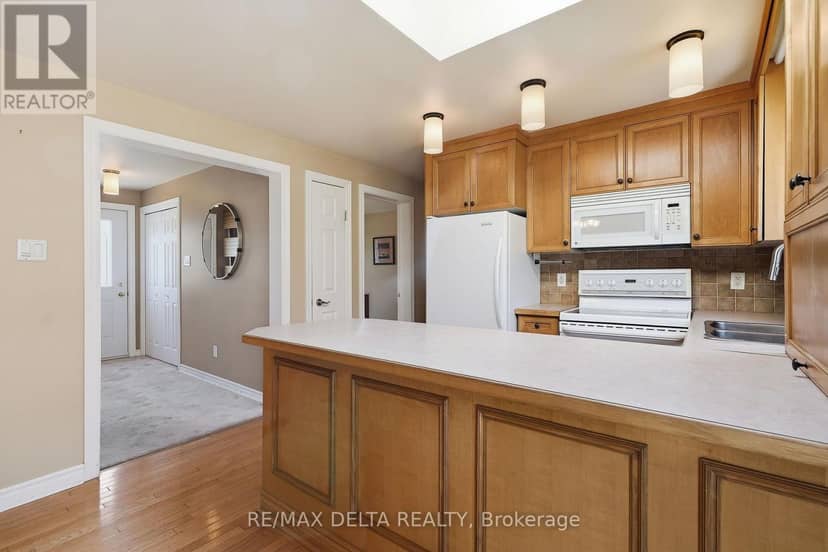 105 Fournier Street — photo 11 of 40
