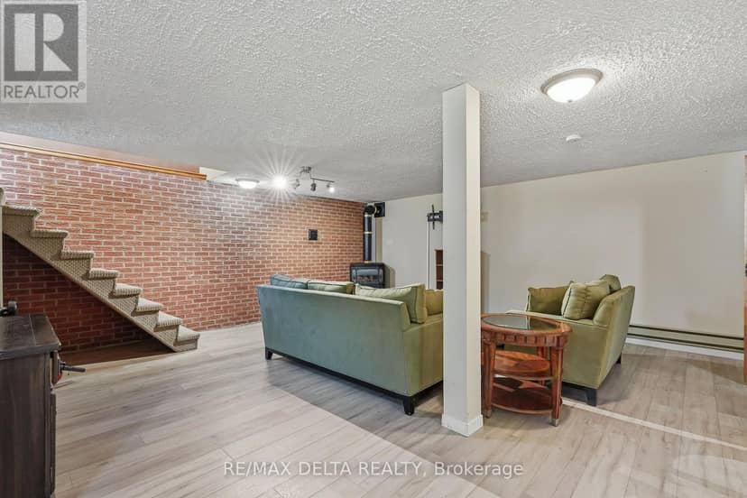105 Fournier Street — photo 27 of 40
