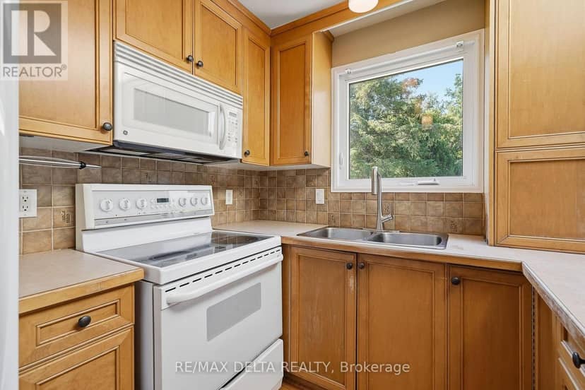105 Fournier Street — photo 9 of 40